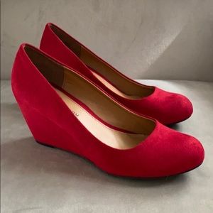 Cl by Laundry ❤️ Red Wedge Women’s Shoe